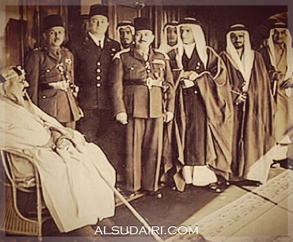 الملك عبدالعزيز والامير سلطان وعبدالله بن سعد السديري رحمهم الله